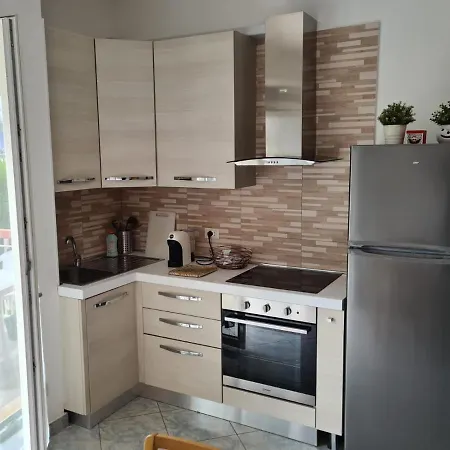 La Pioggia Nel Pineto Apartamento *